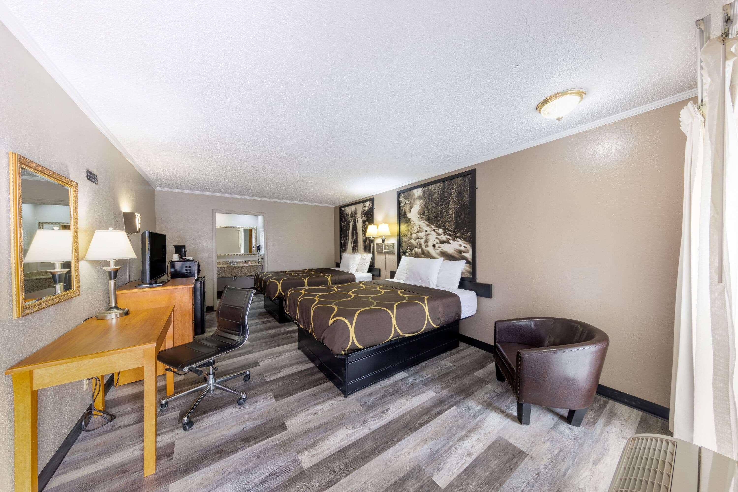 Super 8 By Wyndham Kansas City Airport North Eksteriør billede