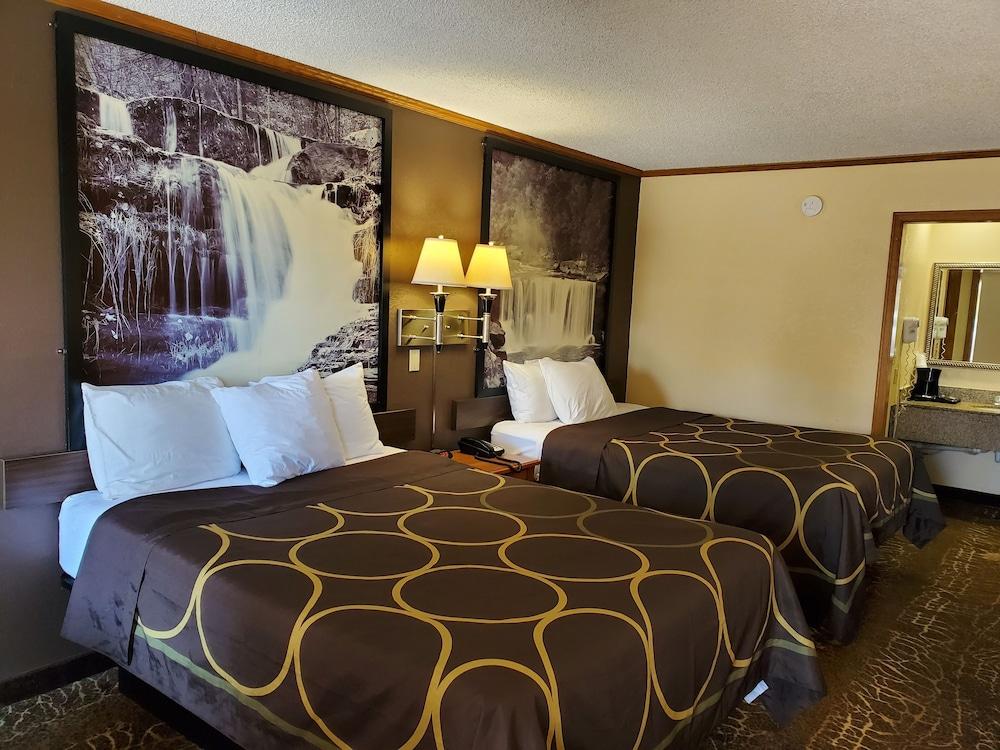 Super 8 By Wyndham Kansas City Airport North Eksteriør billede
